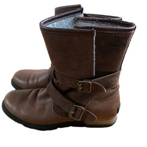 Sorel brown leather fold down moto boots. Size 9
